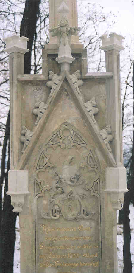 Reconstruction of the Viehweg Monument 2001