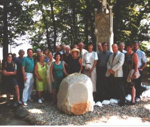 2003 Schwenkfelder Homelands Tour Group 2003 2003 Schwenkfelder Homelands Tour Group at re-dedicated Viehweg Monument