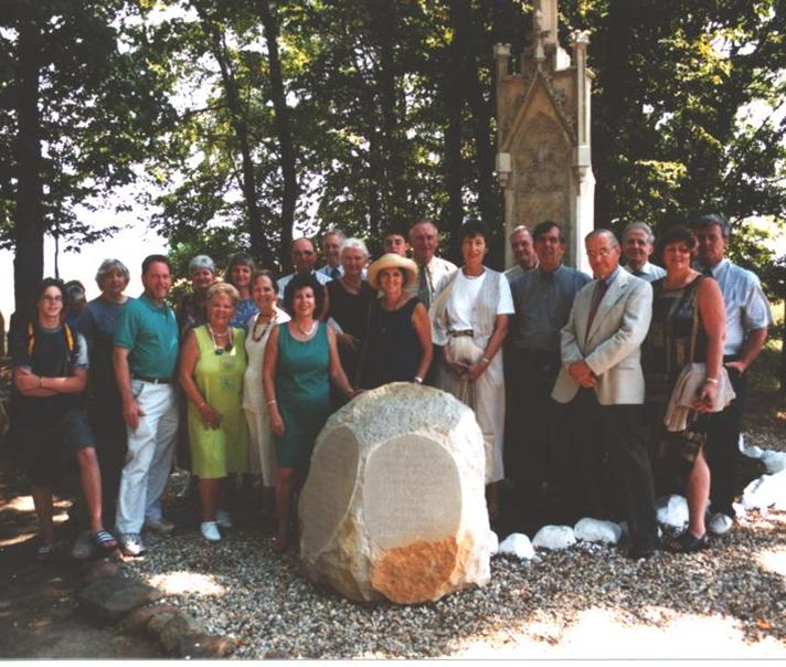 2003 Schwenkfelder Homelands Tour Group at re-dedicated Viehweg Monument